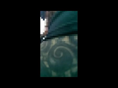 flash cum cock in car while asking directions