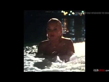 anna faris scary