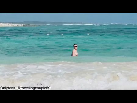spiaggia nudiste vertical video