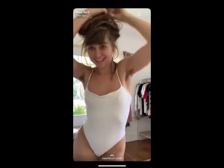 slinguamento di vagina pelosa