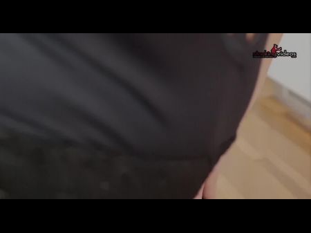 upskirt